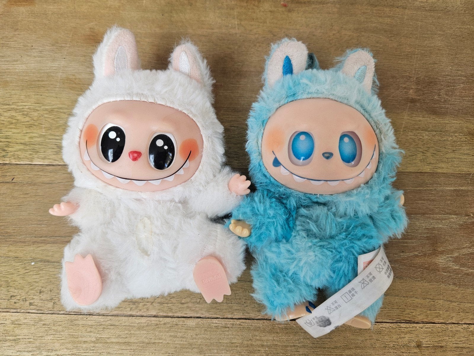 Schattige pluche knuffels: wit en blauw monster, Gebruikt, Overige typen, Ophalen of Verzenden, Meerkleurig