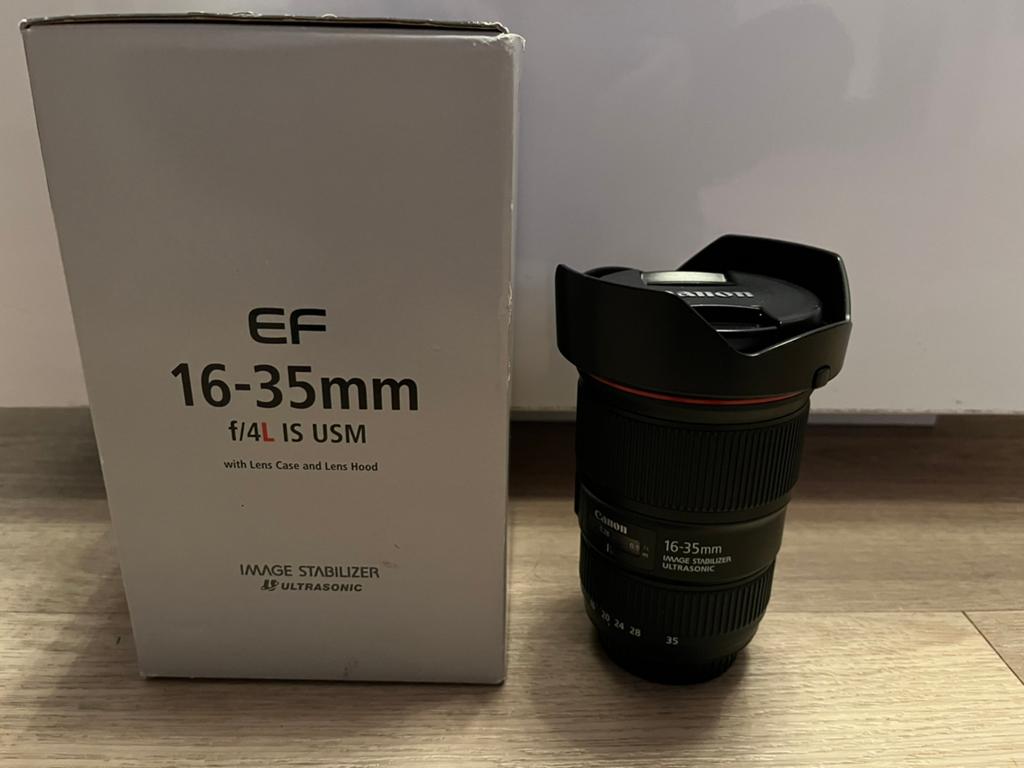 Canon EF Lens EF-16-35 mm F4, Audio, Tv en Foto, Fotografie | Lenzen en Objectieven, Ophalen, Zo goed als nieuw, Groothoeklens