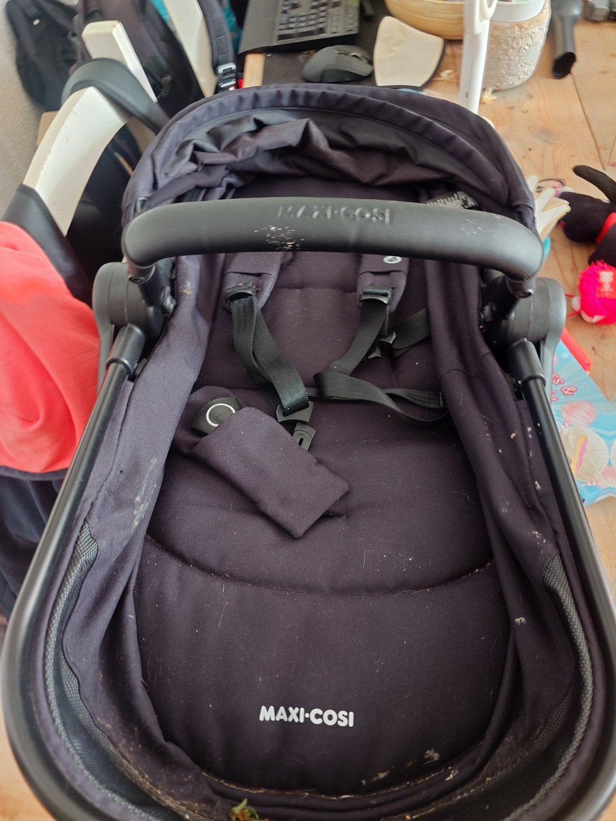 Maxi-Cosi Kinderwagen - Weinig Gebruikssporen, Zo goed als nieuw, Verstelbare duwstang, Maxi-Cosi, Ophalen
