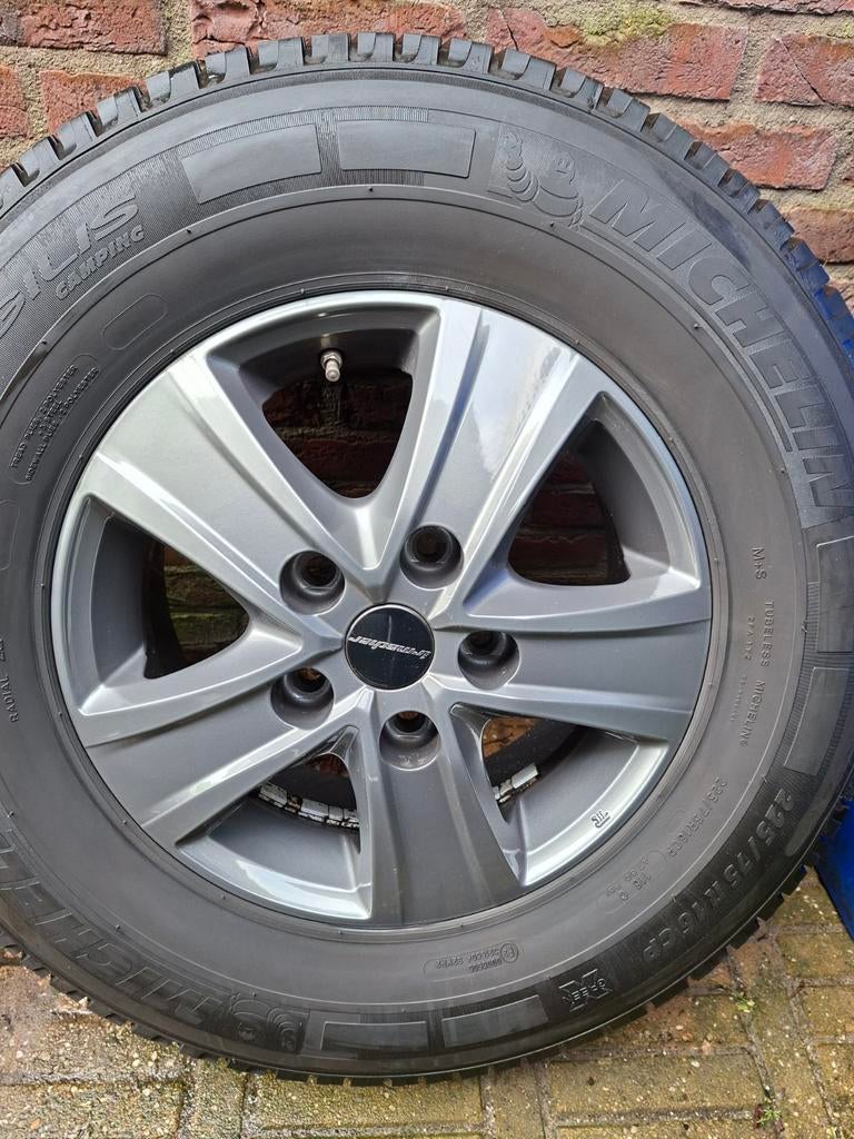 Michelin Agilis Camper banden en velgen 225/75R16CP, Auto-onderdelen, Banden en Velgen, Ophalen, 16 inch, Banden en Velgen, All Season