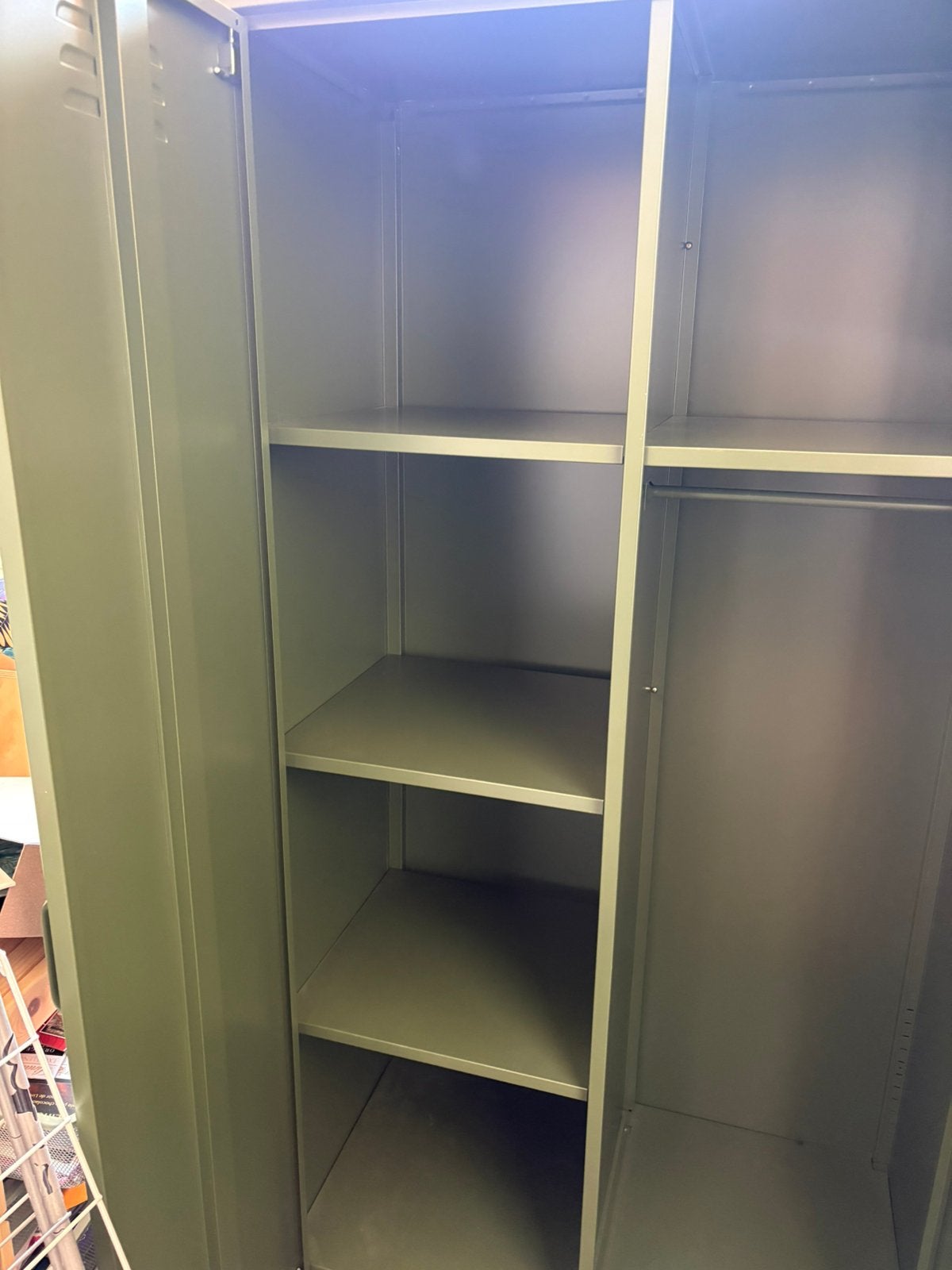 Stoere kast metaal leger groen, Huis en Inrichting, Kasten | Roldeurkasten en Archiefkasten, Ophalen, 50 tot 100 cm, Zo goed als nieuw