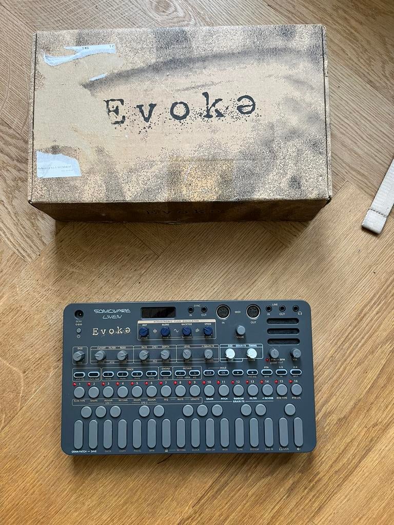 Sonicware LIVEN Evoke Acustronic Synthesizer, Muziek en Instrumenten, Synthesizers, Overige merken, Zo goed als nieuw, Met midi-aansluiting