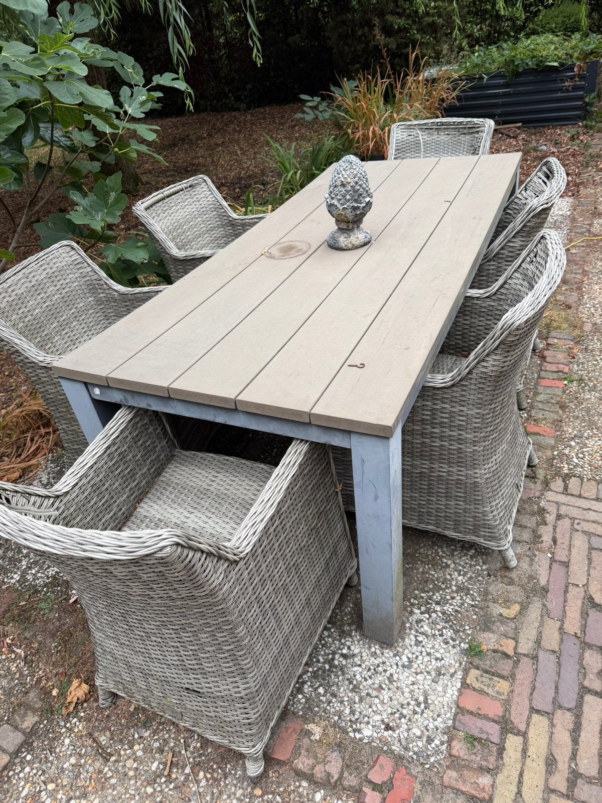 Tuintafel groot le bois Gratis af te halen, Tuin en Terras, Tuinsets en Loungesets, Ophalen, Zo goed als nieuw, Aluminium, Tuinset