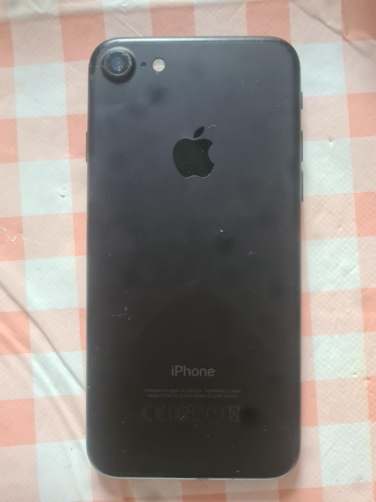 Iphone 7. Werkt prima., Telecommunicatie, Mobiele telefoons | Apple iPhone, Ophalen of Verzenden, Zwart, 64 GB