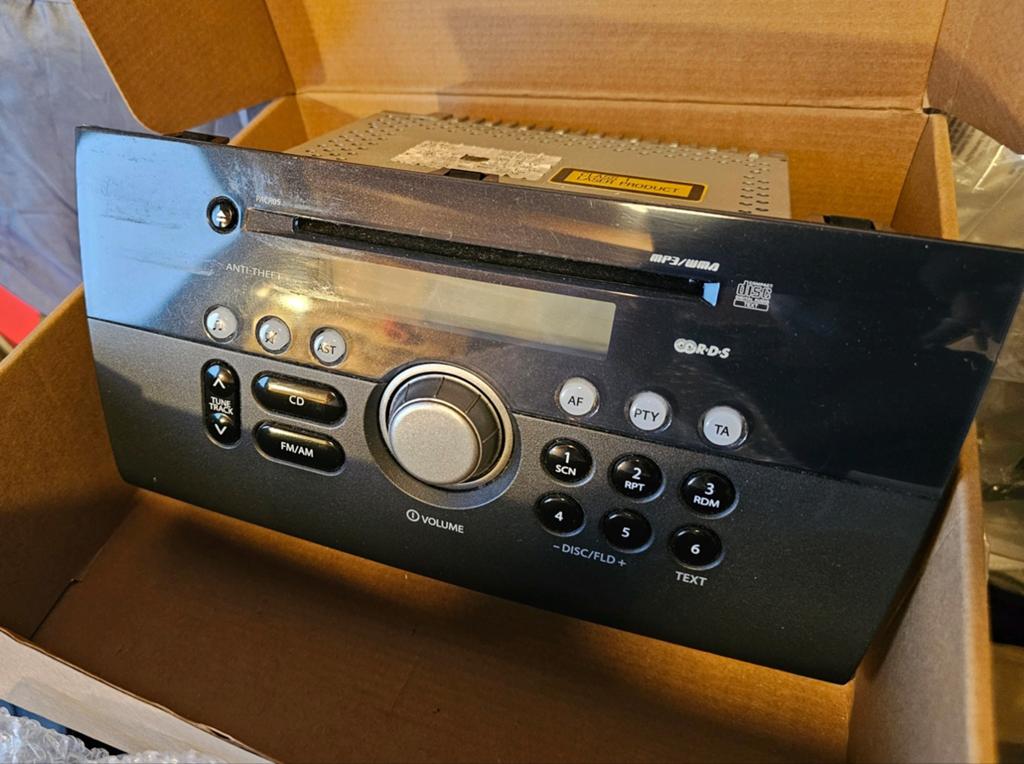 Suzuki Swift Radio CD Speler (2004-2010), Auto diversen, Autoradio's, Gebruikt, Ophalen of Verzenden