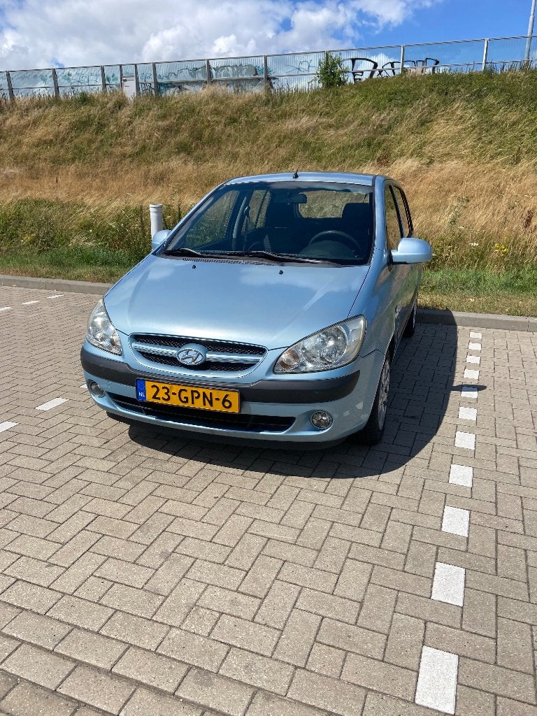 Hyundai Getz 1.4 5DRS 2008 Blauw, Auto's, Hyundai, Dealer onderhouden, 40 €/maand, Zwart, 4 cilinders