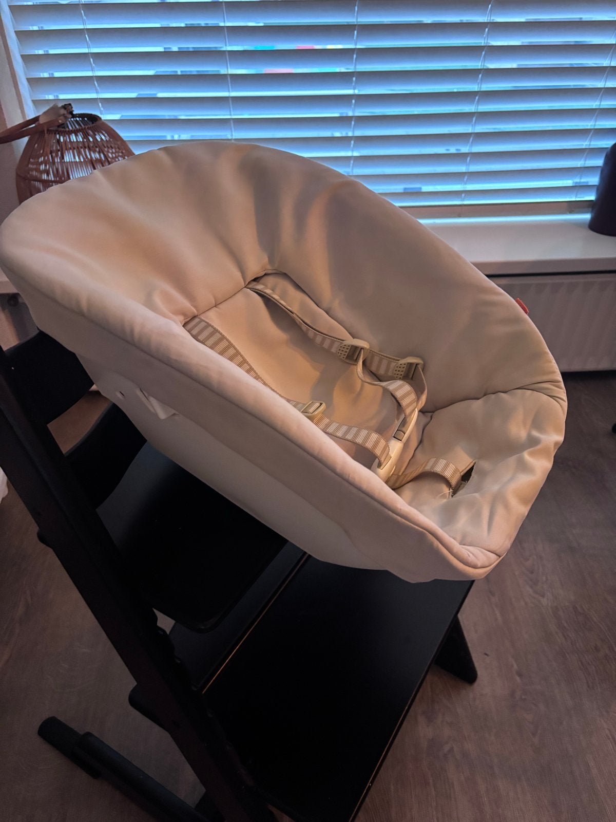 Stokke Tripp Trapp Newborn Set met hoes, Kinderen en Baby's, Kinderstoelen, Ophalen, Gebruikt, Overige typen, Gordel(s)