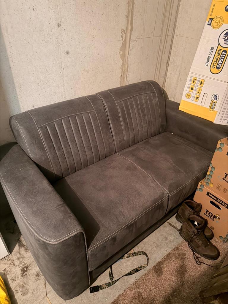 Comfortabele 2-zitsbank - Grijs- stof, Huis en Inrichting, Banken | Bankstellen, Ophalen, Gebruikt, 150 tot 200 cm, Tweepersoons