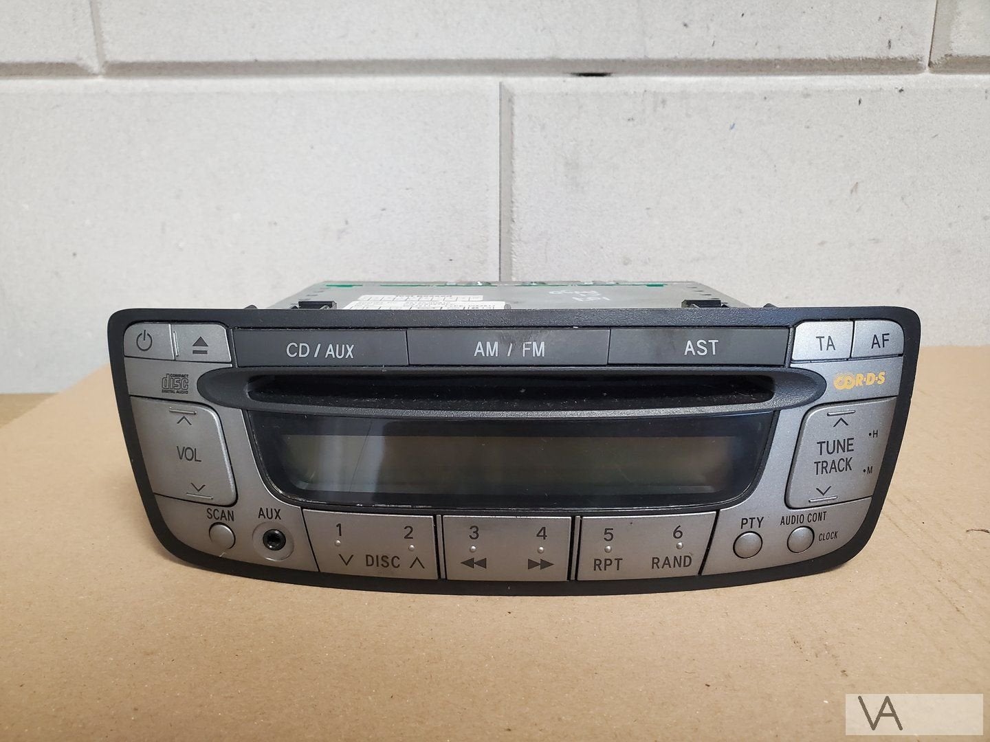 Peugeot 107 Citroen C1 Toyota Aygo radio cd speler met AUX, Auto diversen, Ophalen of Verzenden, -, -, -