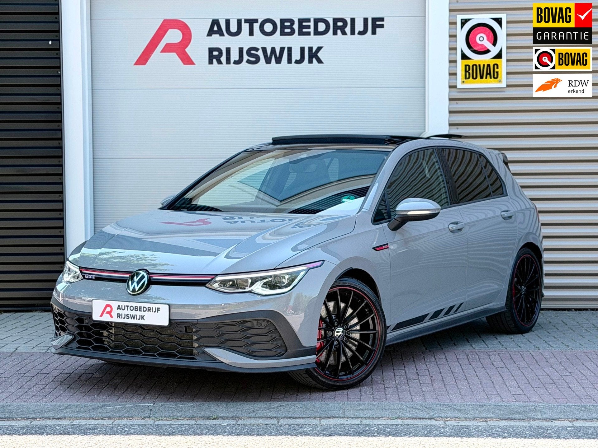 Volkswagen Golf 2.0 TSI GTI Clubsport Pano/Akra/H&K/Matrix, 12 maanden, Gebruikt, 4 cilinders, Alcantara