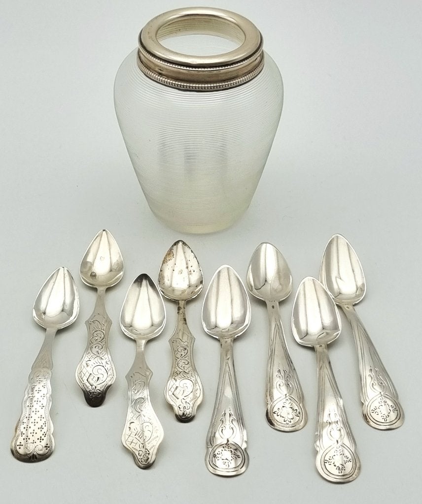 1138. Lepelvaasje met zilveren theelepels, 20e eeuw, Antiek en Kunst, Ophalen, Zilver