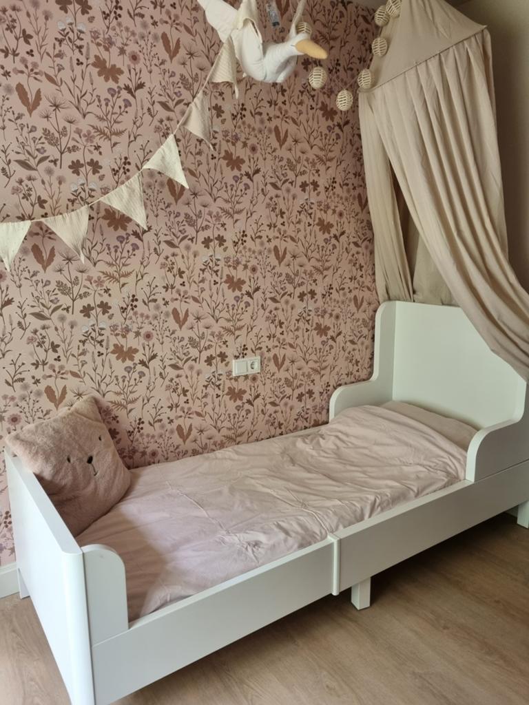 IKEA Busunge meegroeibed wit, Gebruikt, 70 tot 85 cm, Ophalen of Verzenden, Lattenbodem