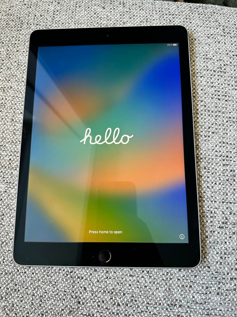 iPad Pro 9,7 inch, 32 GB, Wi-Fi met originele doos en lader, 32 GB, Zo goed als nieuw, Apple iPad Pro, Wi-Fi