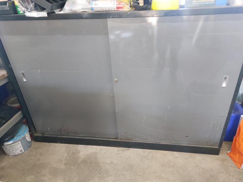 Metalen archiefkast met schuifdeuren, Huis en Inrichting, Kasten | Overige, Gebruikt, Ophalen