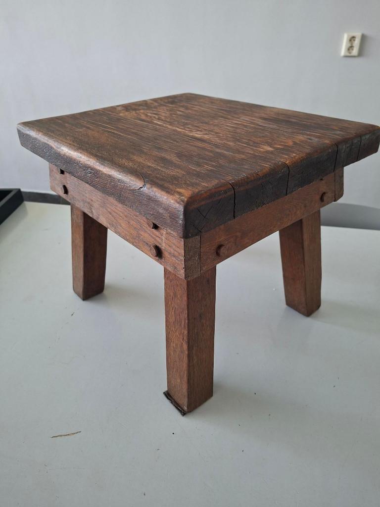 Vintage robuuste houten hakblok bijzettafel jaren 50/60, Antiek en Kunst, Ophalen of Verzenden