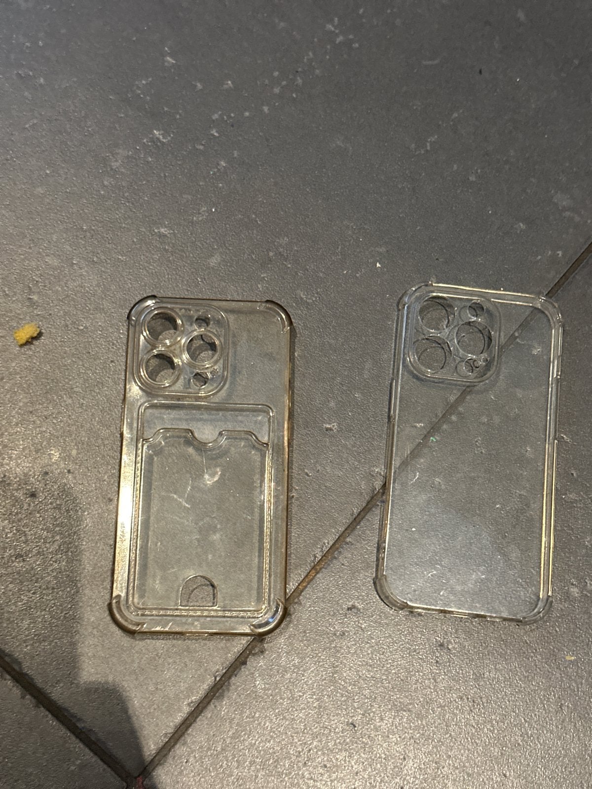 Iphone 14 pro hoesje met pasjes houder en zonder, Telecommunicatie, Mobiele telefoons | Hoesjes en Frontjes | Apple iPhone, Gebruikt