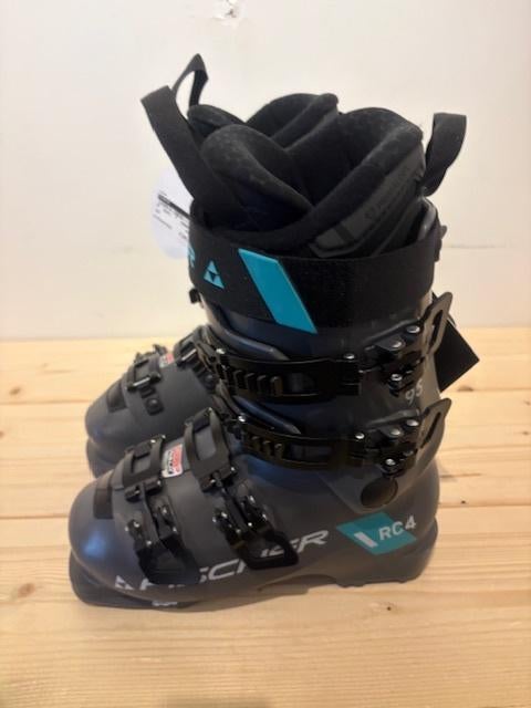 Fischer RC4 95 HV Dames skischoenen maat 23,5 (37), Fischer, 100 tot 140 cm, Schoenen, Nieuw