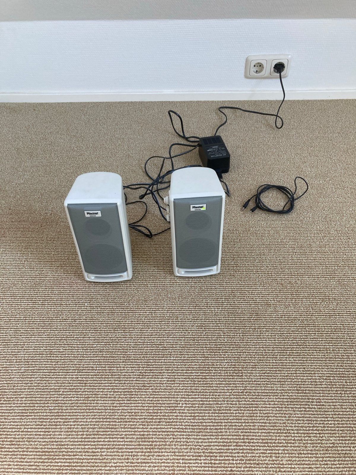 Magnat Stereo Speakerset - Compact en Krachtig Geluid, Audio, Tv en Foto, Luidsprekers, Ophalen, Stereo speakers, Gebruikt, Magnat