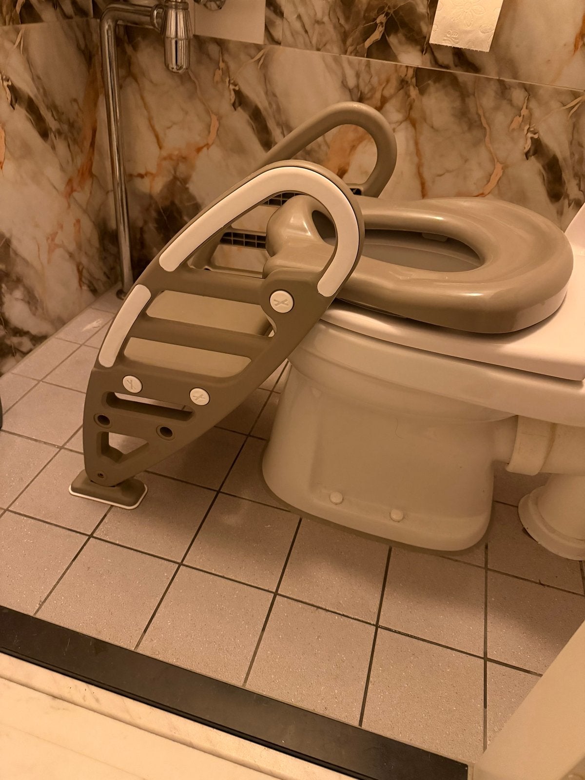 Kinder toiletbril met opstapje, Ophalen, Zo goed als nieuw
