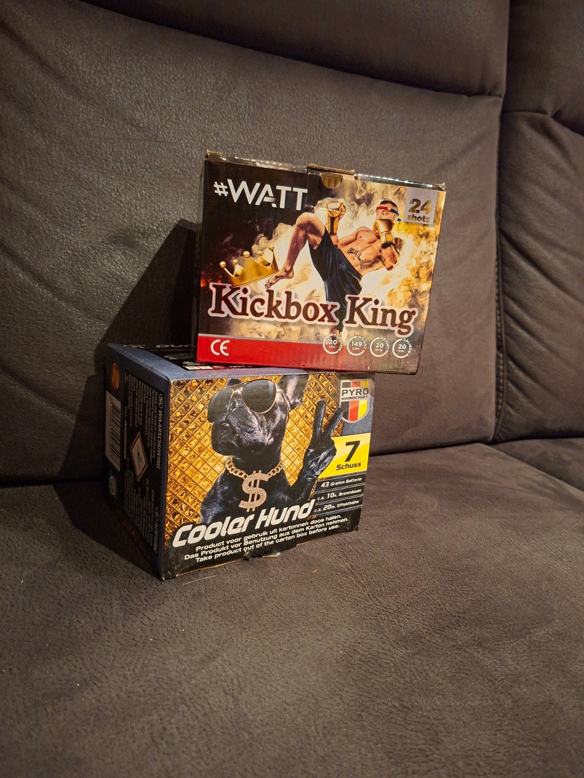 Vuurwerkpakket: Kickbox King & Cooler Hund         DUMMY'S!!, Ophalen, Nieuw