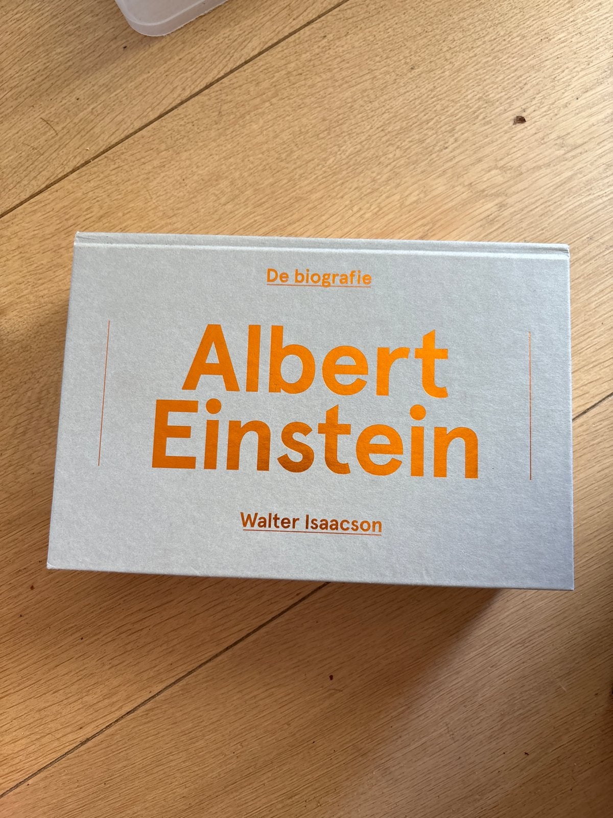 De biografie: Albert Einstein door Walter Isaacson, Ophalen of Verzenden, Zo goed als nieuw, Wetenschap