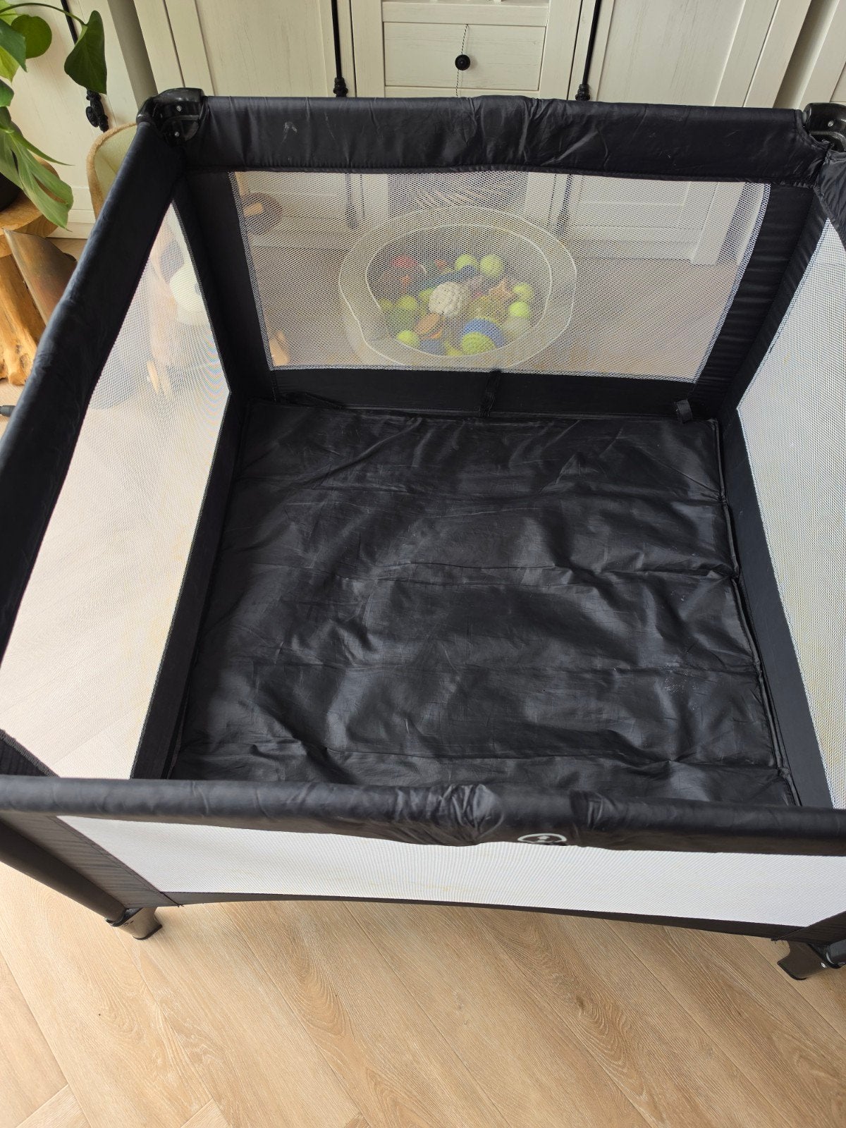 Opvouwbare box/campingbedje, Kinderen en Baby's, Boxen, Ophalen, Gebruikt, Vierkant