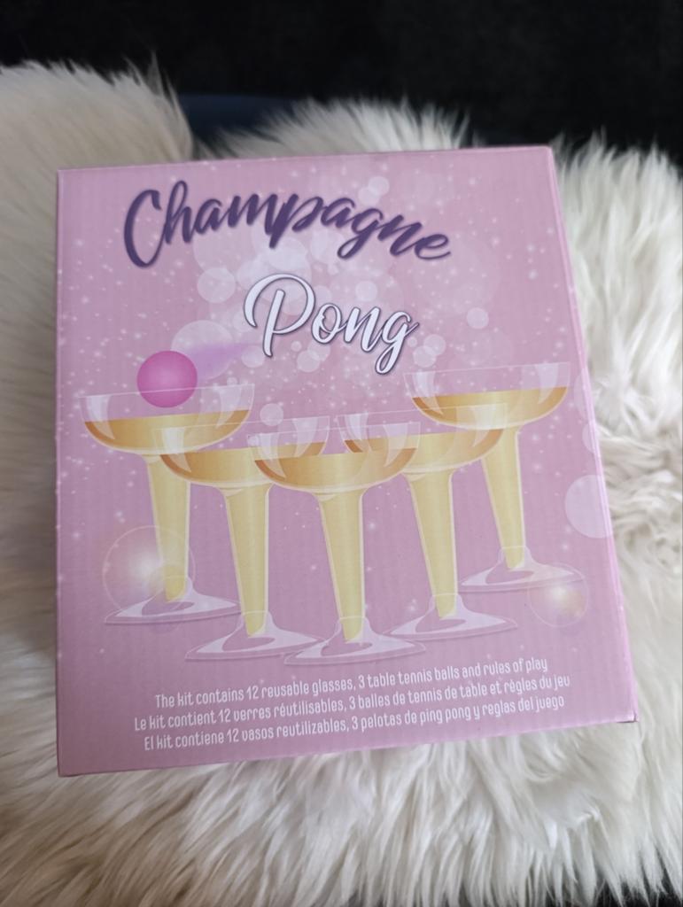 Champagne Pong Partyspel met herbruikbare glazen, Vijf spelers of meer, Ophalen of Verzenden, Nieuw, Onbekend