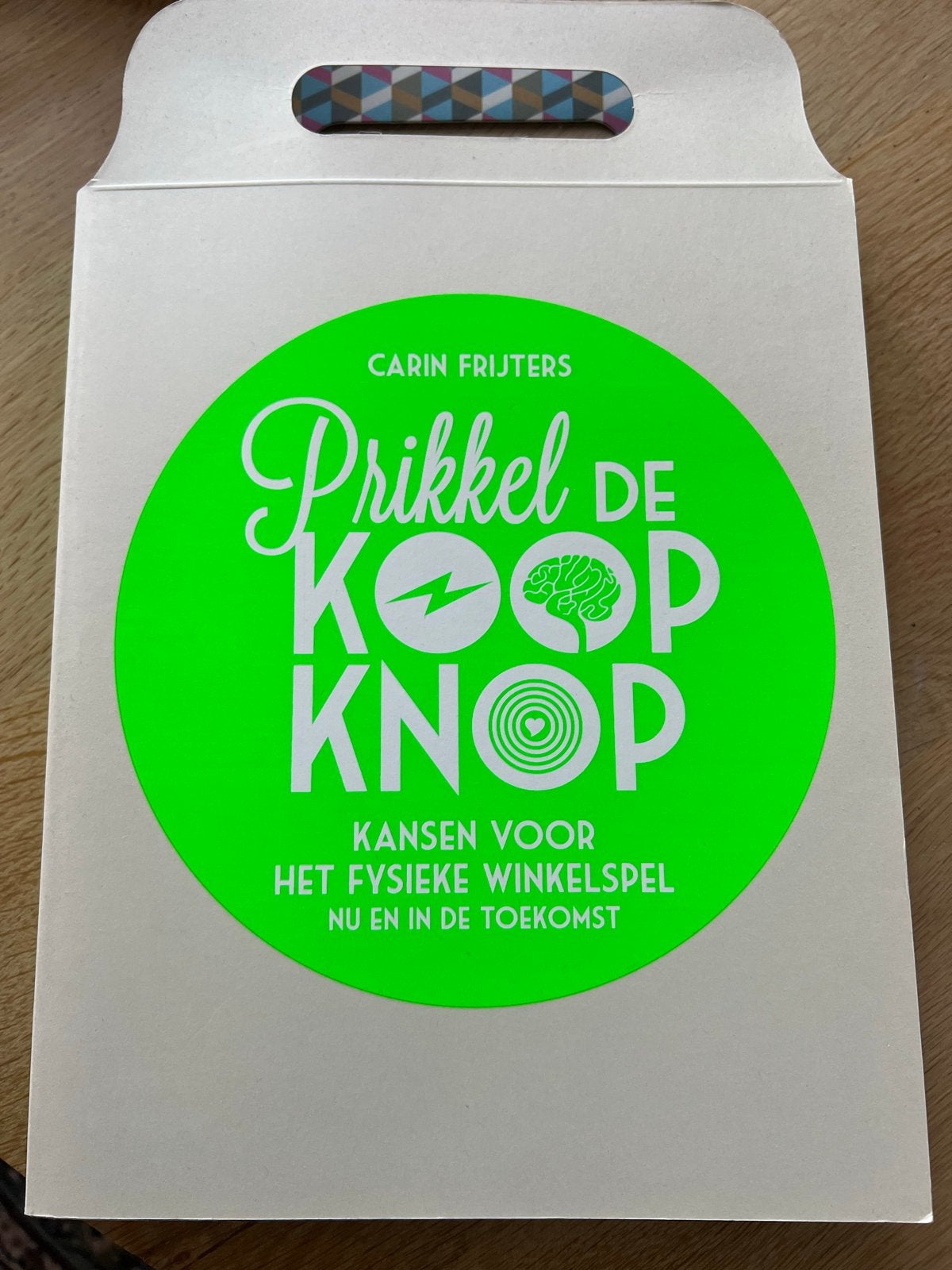 Prikkel de Koop Knop - Carin Frijters, Ophalen of Verzenden, Zo goed als nieuw, Nederland