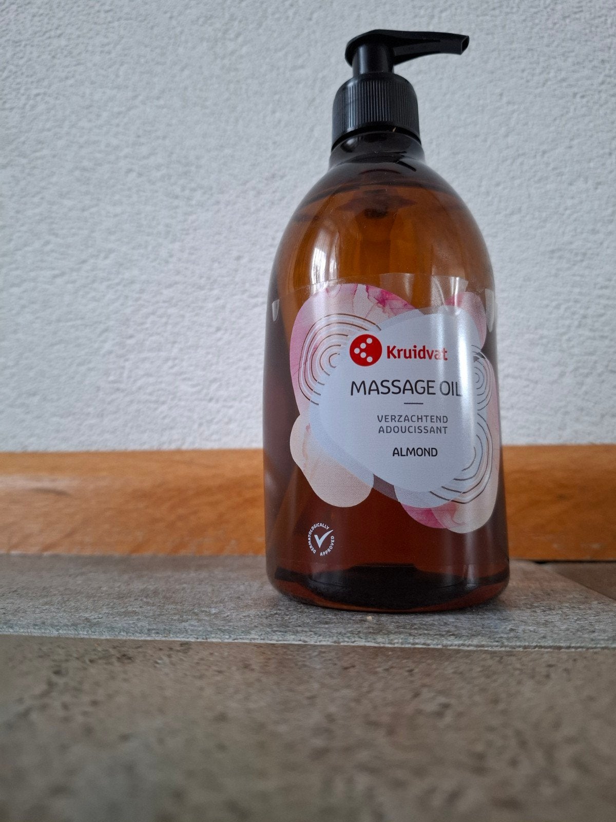 pompflakon massage olie kruidvat Almond, Ophalen of Verzenden, Zo goed als nieuw, Olie of Lotion