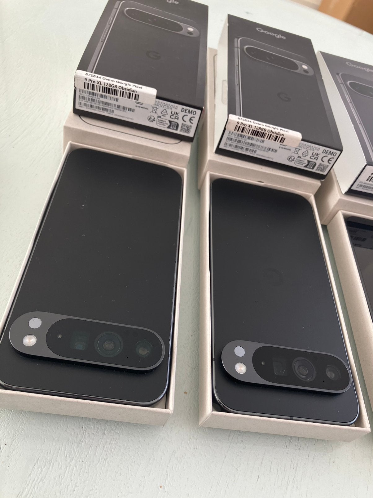 Foto 4 van Partij Googel pixel 9 Pro XL 128GB