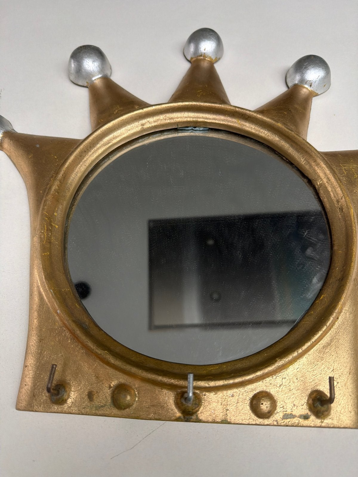 Gouden kroon spiegel met haakjes, Huis en Inrichting, Ophalen, Minder dan 50 cm, Gebruikt, Minder dan 100 cm