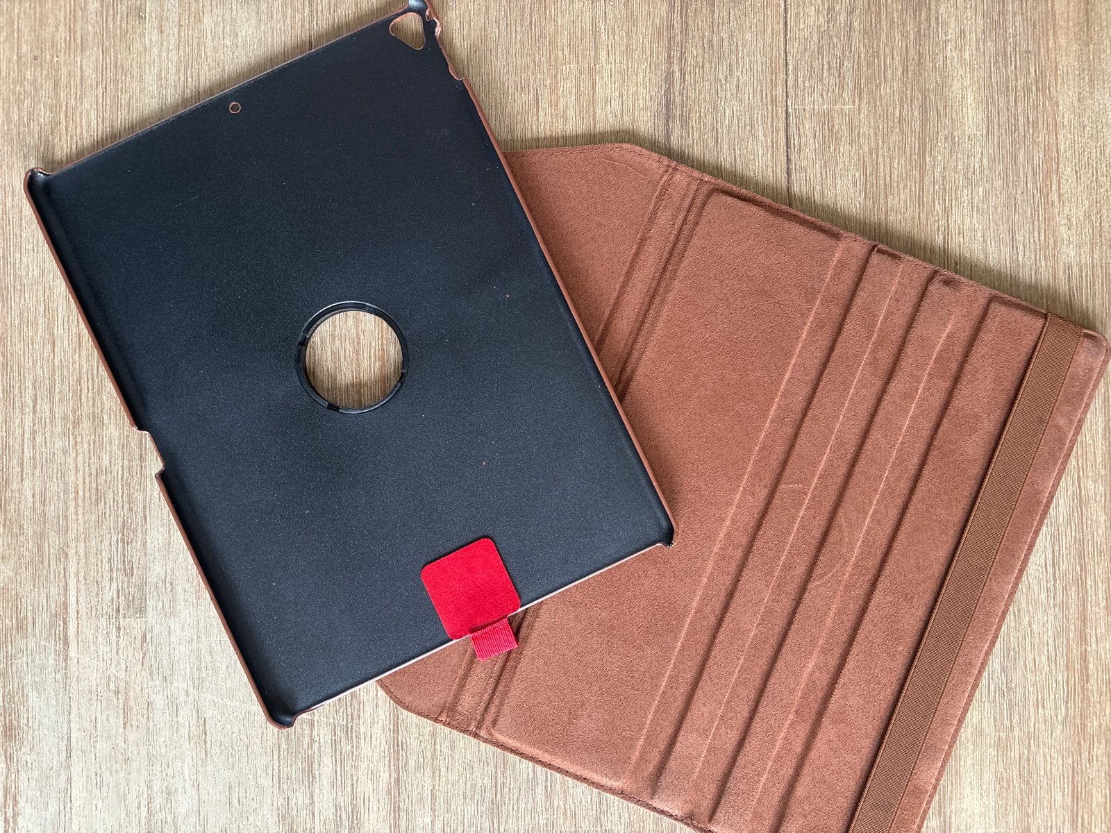 Leren hoes voor Apple iPad 2017 - Bruin, Computers en Software, Ophalen of Verzenden, Gebruikt, 10 inch, Bescherming voor- en achterkant