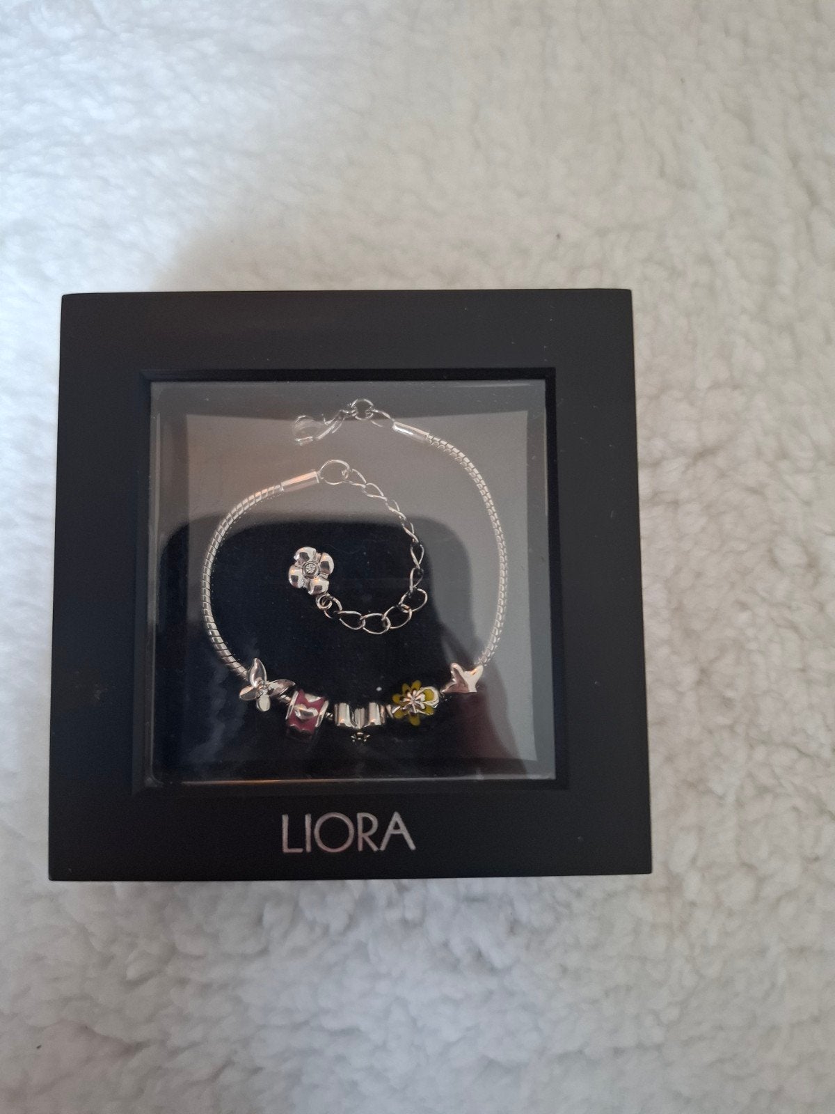 Liora Armband met Swarovski Elements - Zo goed als nieuw, Overige materialen, Zo goed als nieuw, Zilver, Met bedels of kralen