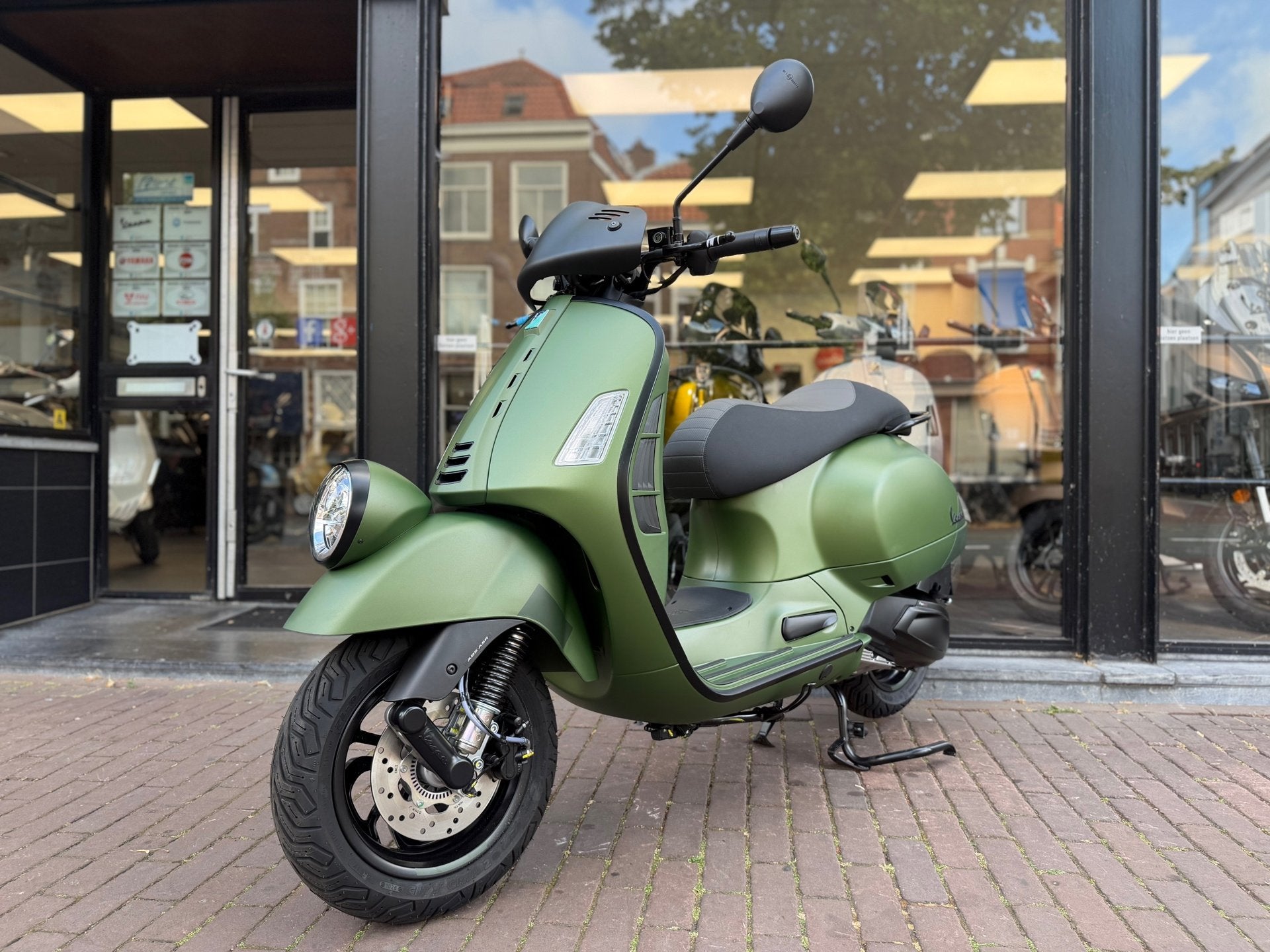 Vespa GTV 310 Euro5+ Verde Ribelle Matt | 4 Jaar Fabrieksgar, Scooter, Bedrijf, 310 cc, 12 t/m 35 kW