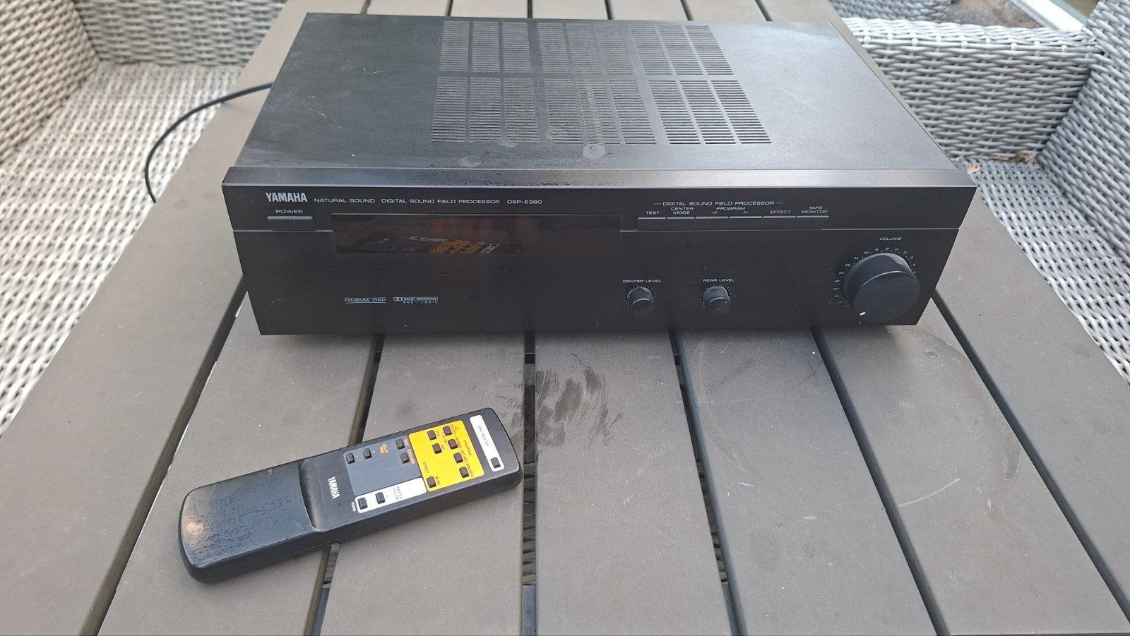 Yamaha Verdterker DSP-E390 Digital Sound Field Processor, Yamaha, Ophalen of Verzenden, 120 watt of meer, Gebruikt