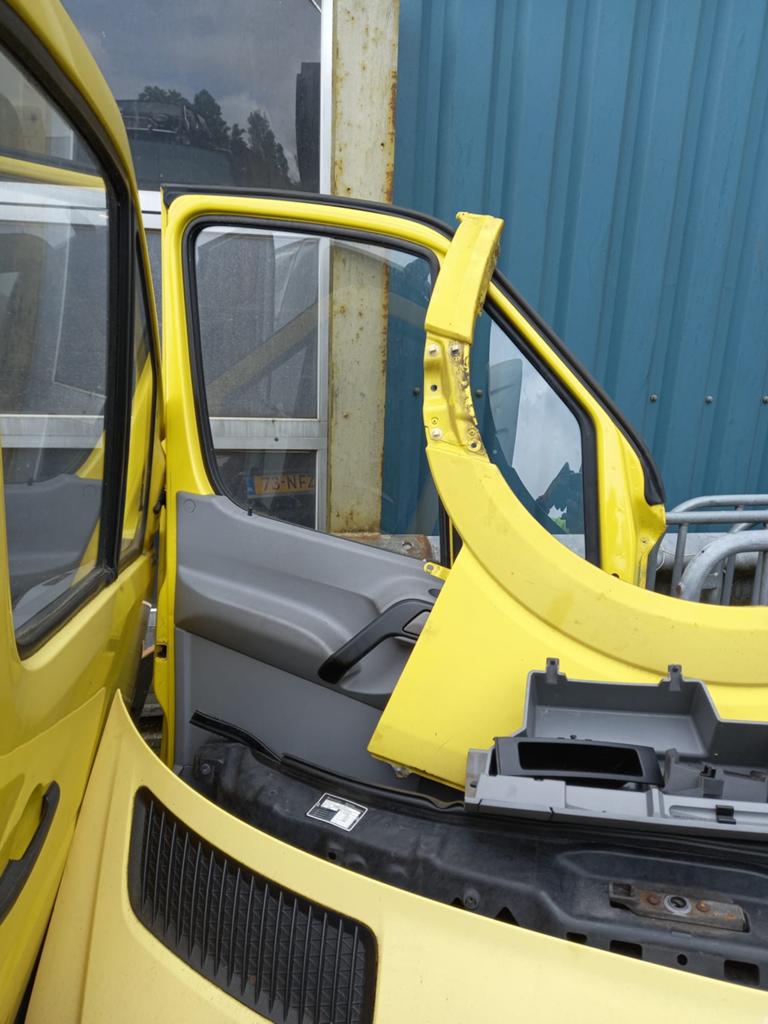 Mercedes Sprinter W906 onderdelen te koop – 2011 geel, Ophalen of Verzenden, Voor, Deur