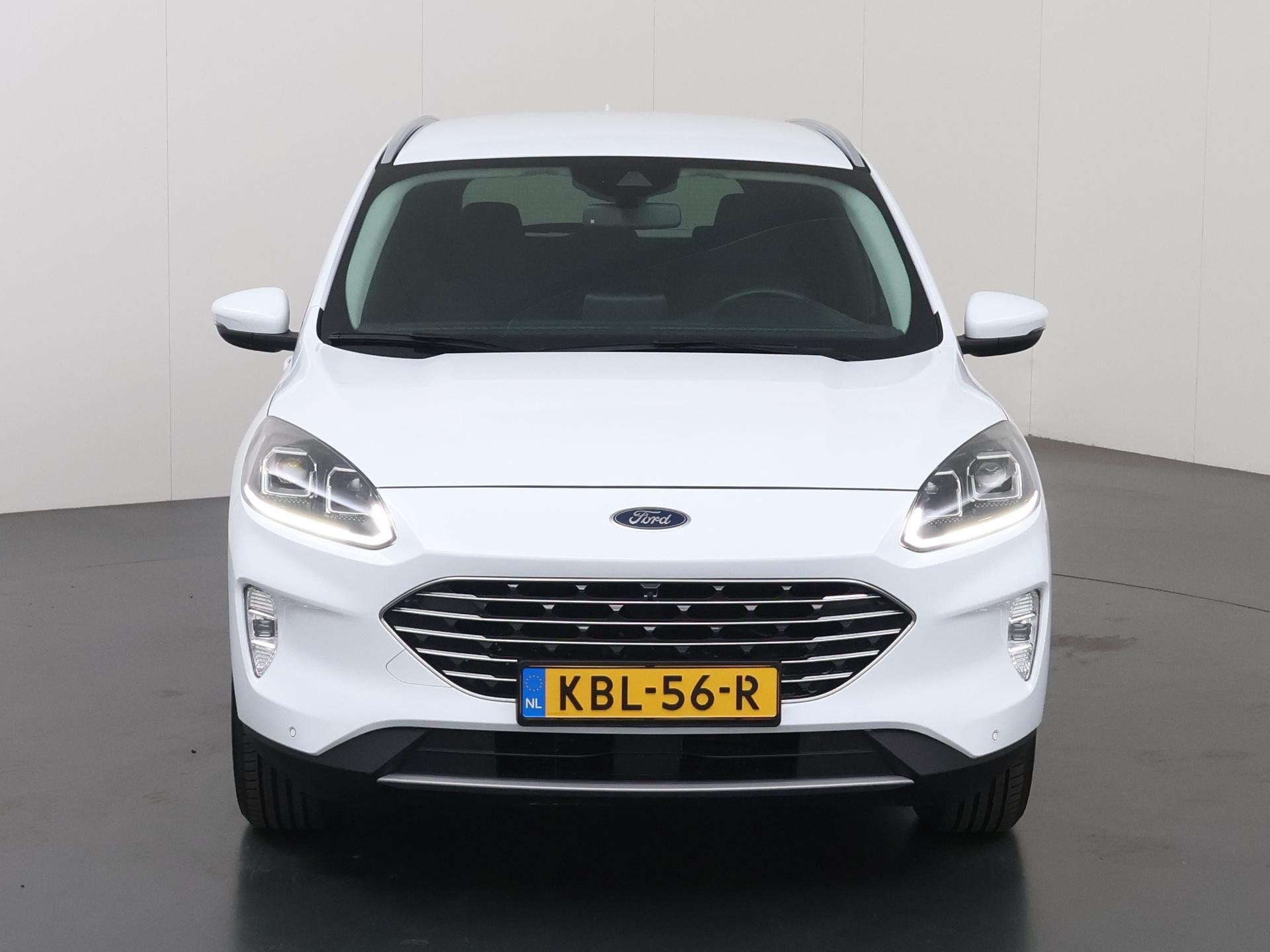 Ford Kuga 2.5 PHEV Titanium | SOH 97,1% | Winterpakket | HUD, Auto's, Gebruikt, Euro 6, 4 cilinders, Wit