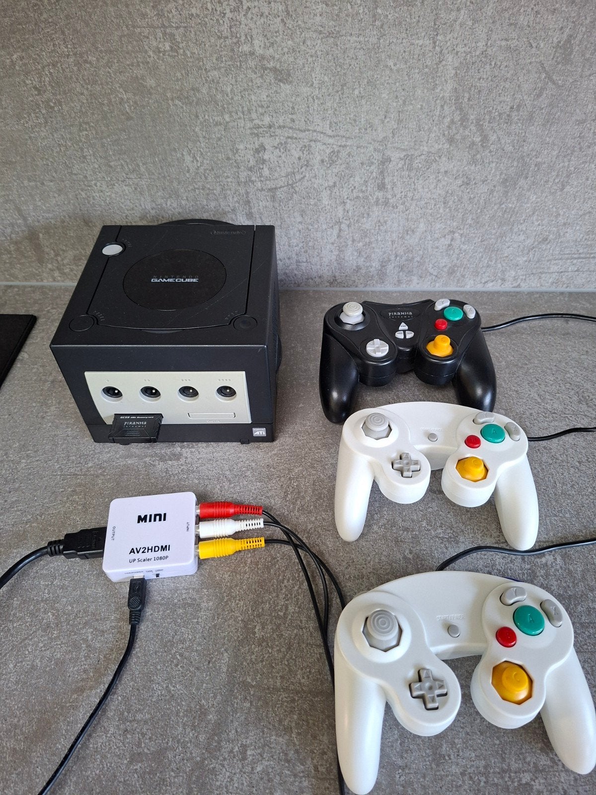 Nintendo GameCube met 3 controllers en 6 spellen, Spelcomputers en Games, Zwart, Ophalen of Verzenden, Met 3 controllers of meer