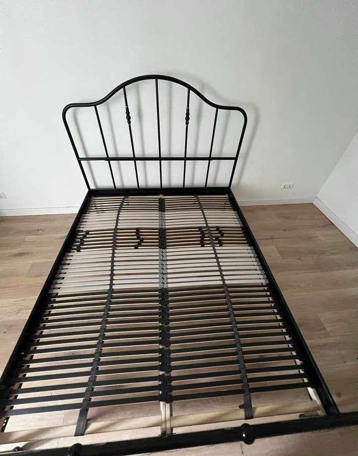 IKEA SAGSTUA bed (160x200) met LEIRSUND lattenbodem, Huis en Inrichting, Ophalen, Zwart, Tweepersoons, Zo goed als nieuw