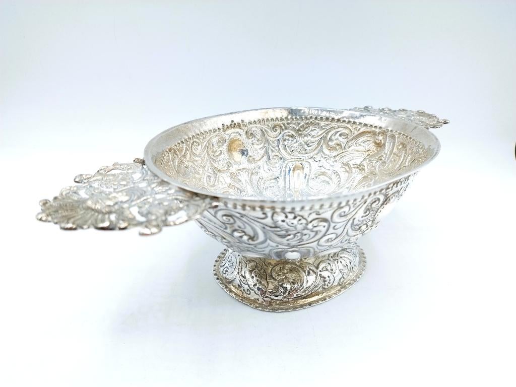 Zilveren brandewijnkom, J. de Vries, Sneek, 1764, Antiek en Kunst, Verzenden, Zilver