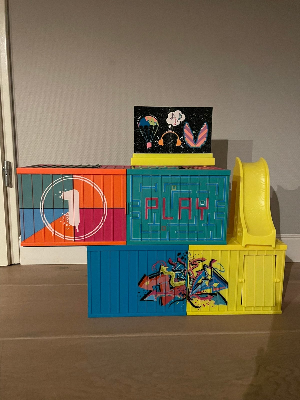 Te koop aangeboden LOL clubhuis, Kinderen en Baby's, Ophalen of Verzenden, Gebruikt, Kunststof