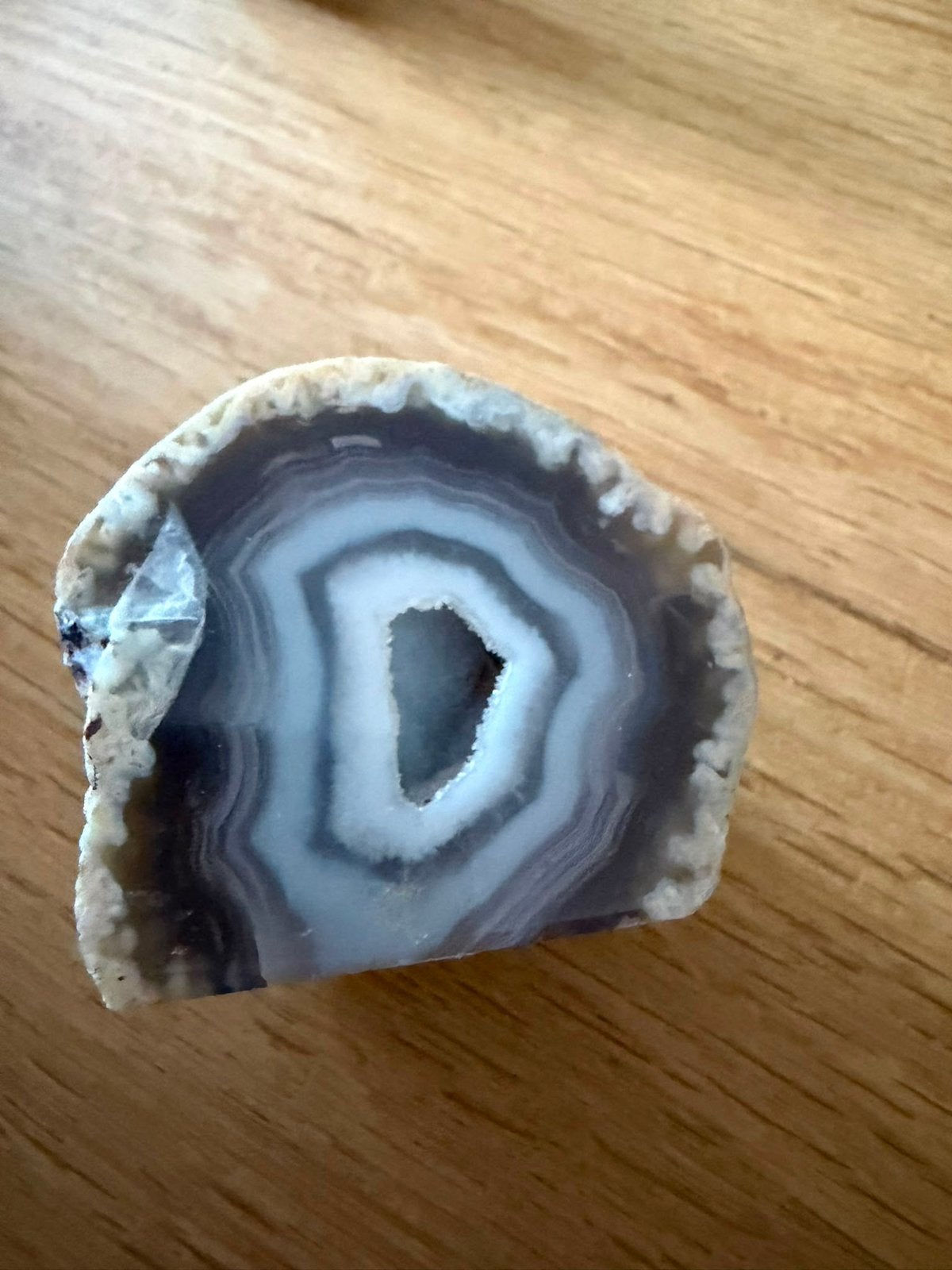 Diverse edelstenen en mineralen, Ophalen