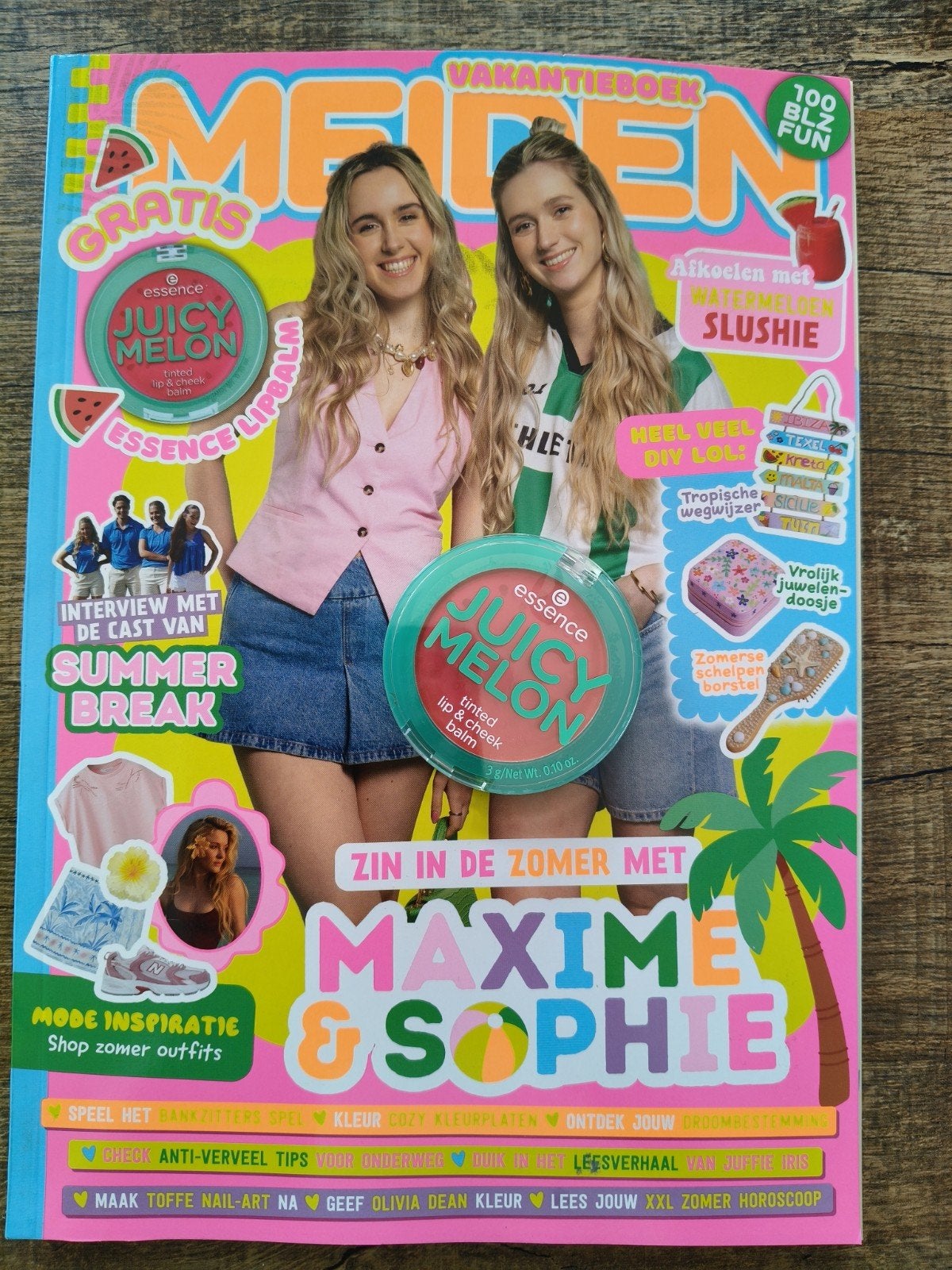 Nieuw Meiden magazine 100 pag.Vakantieboek,uitgave juni 2026, Ophalen of Verzenden