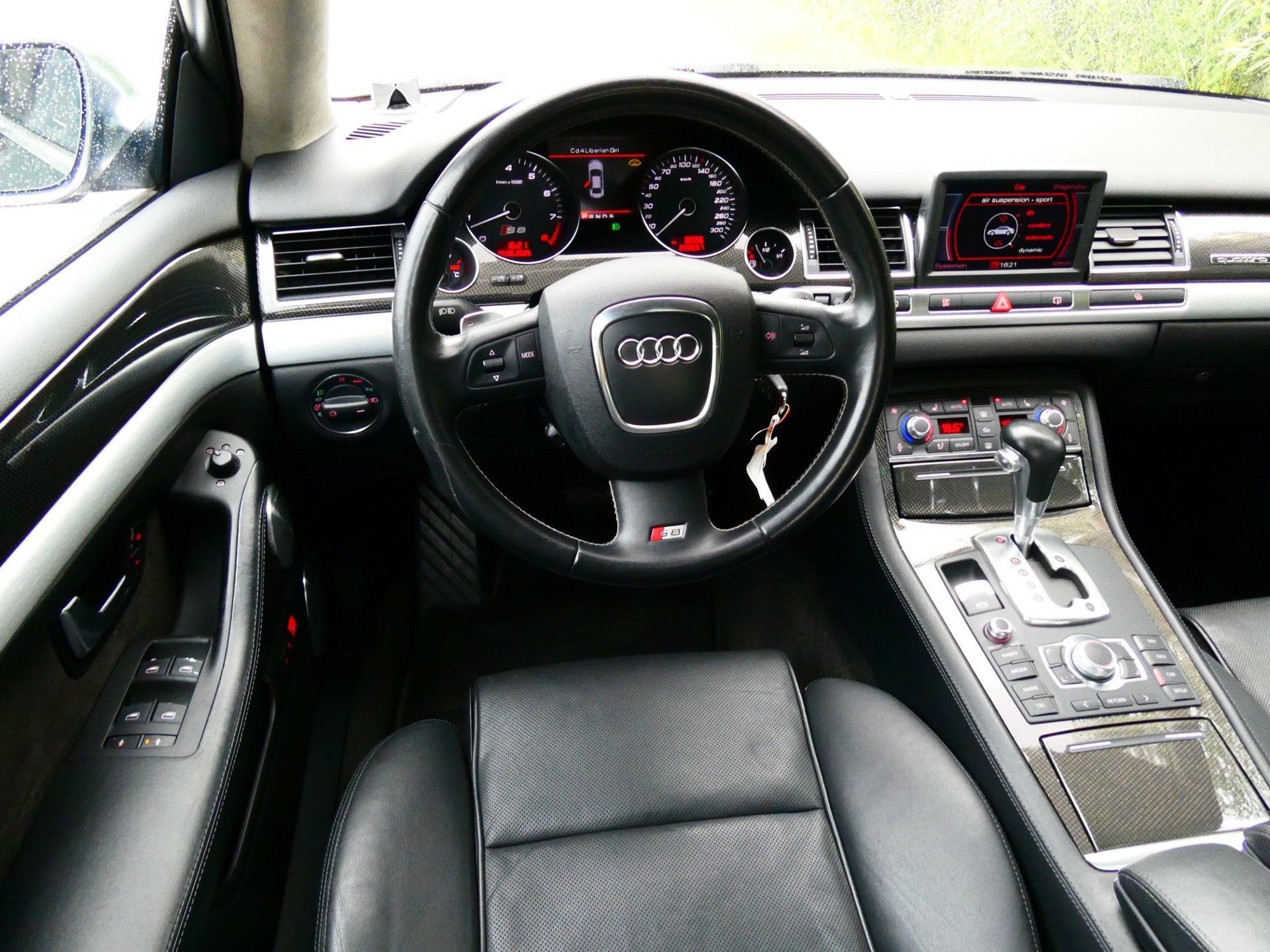 Audi A8 5.2 S8 V10 450pk 4WD 2e eig. Leder Navi Schuifdak Xe, Auto's, Audi, Automaat, Gebruikt, 5204 cc, Automatische klimaatregeling