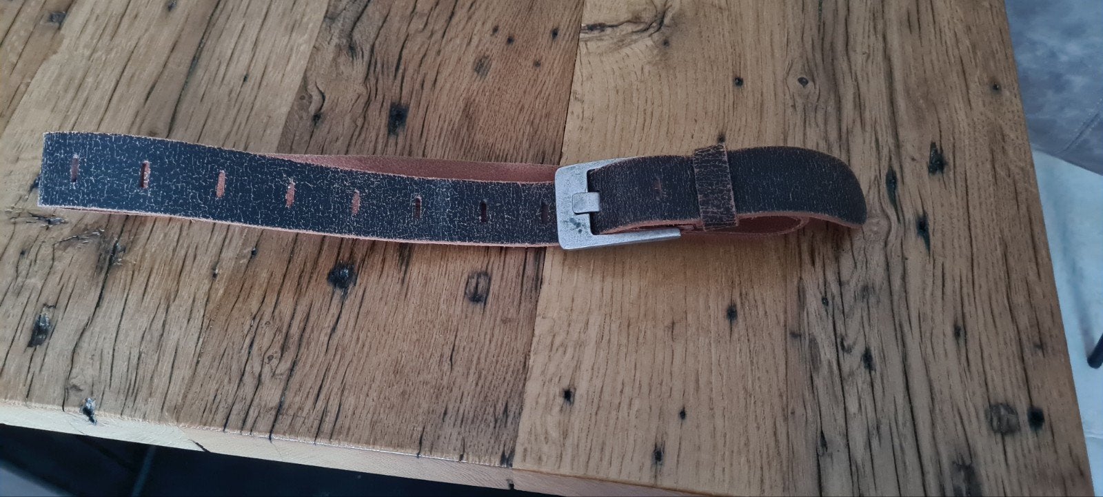 Te koop nieuwe bruine leren heren riem, 93cm., Kleding | Heren, Riemen en Ceinturen, Bruin, Echt leder, Ophalen of Verzenden, Riem of Ceintuur
