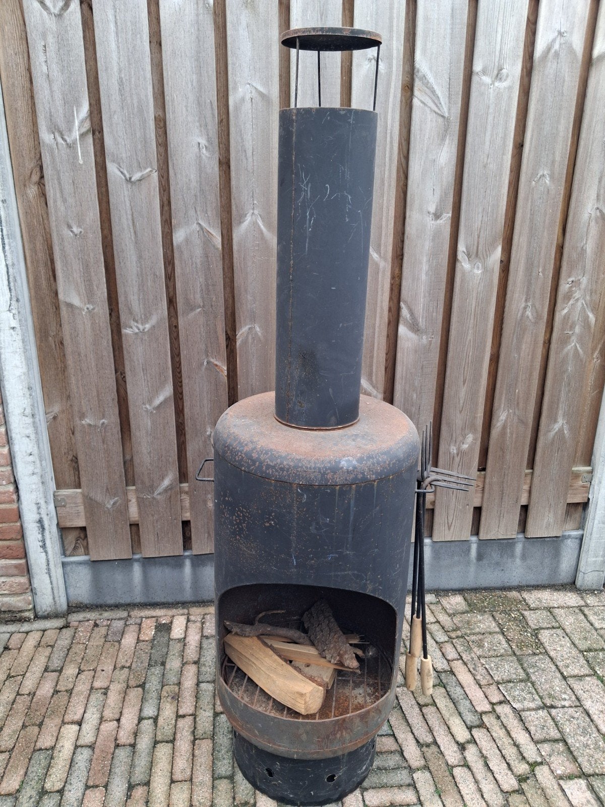 Robuuste vuurton met accessoires, Ophalen, Gebruikt, Vuurton