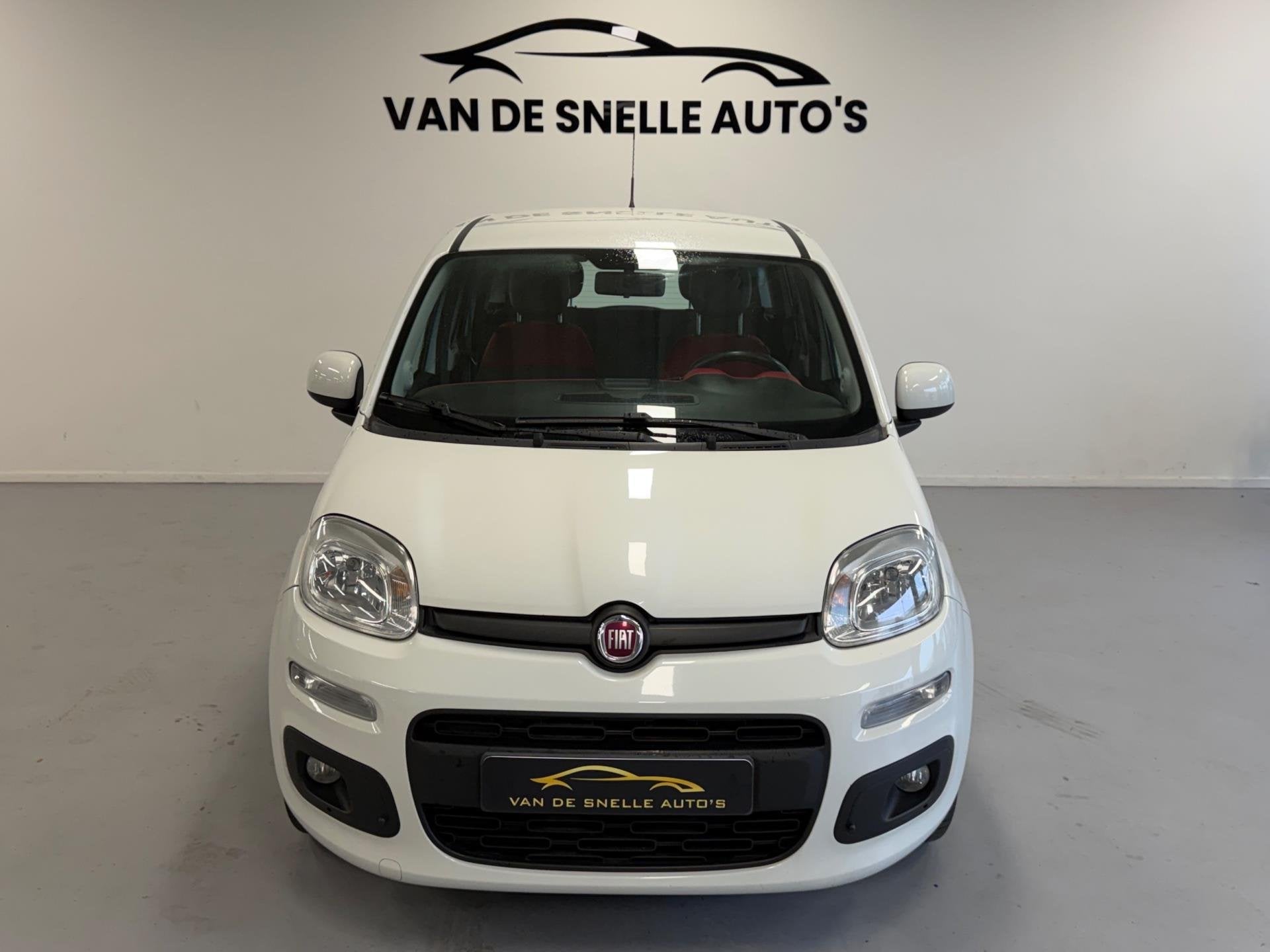 Fiat Panda 0.9 TwinAir Lounge AIRCO/NAP/BLUETOOTH, Voorwielaandrijving, Gebruikt, Panda, Wit