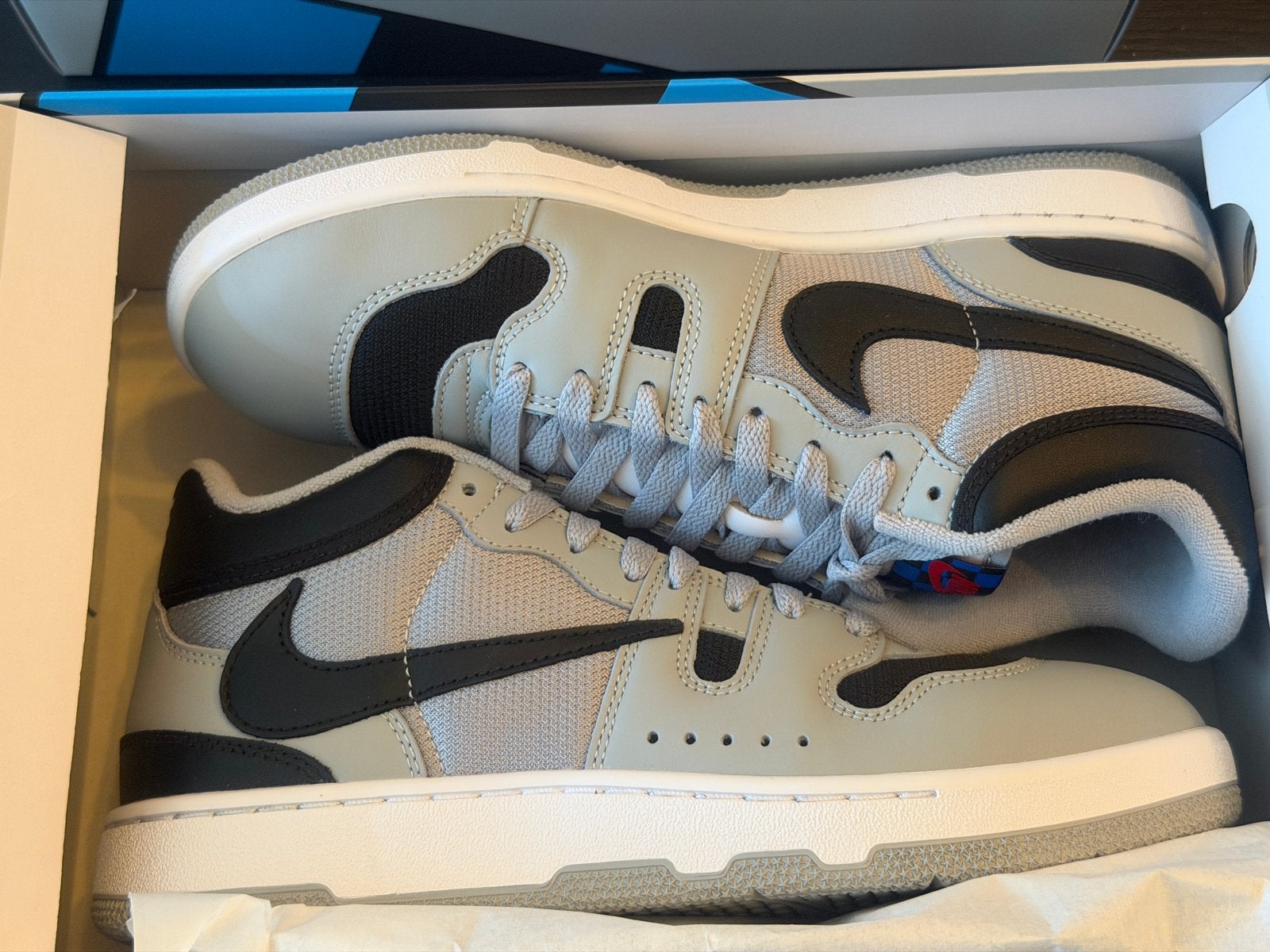 Nike Jordan Jumpman Jack Travis Scott sneakers, Ophalen of Verzenden, Nieuw, Overige kleuren, Sneakers of Gympen