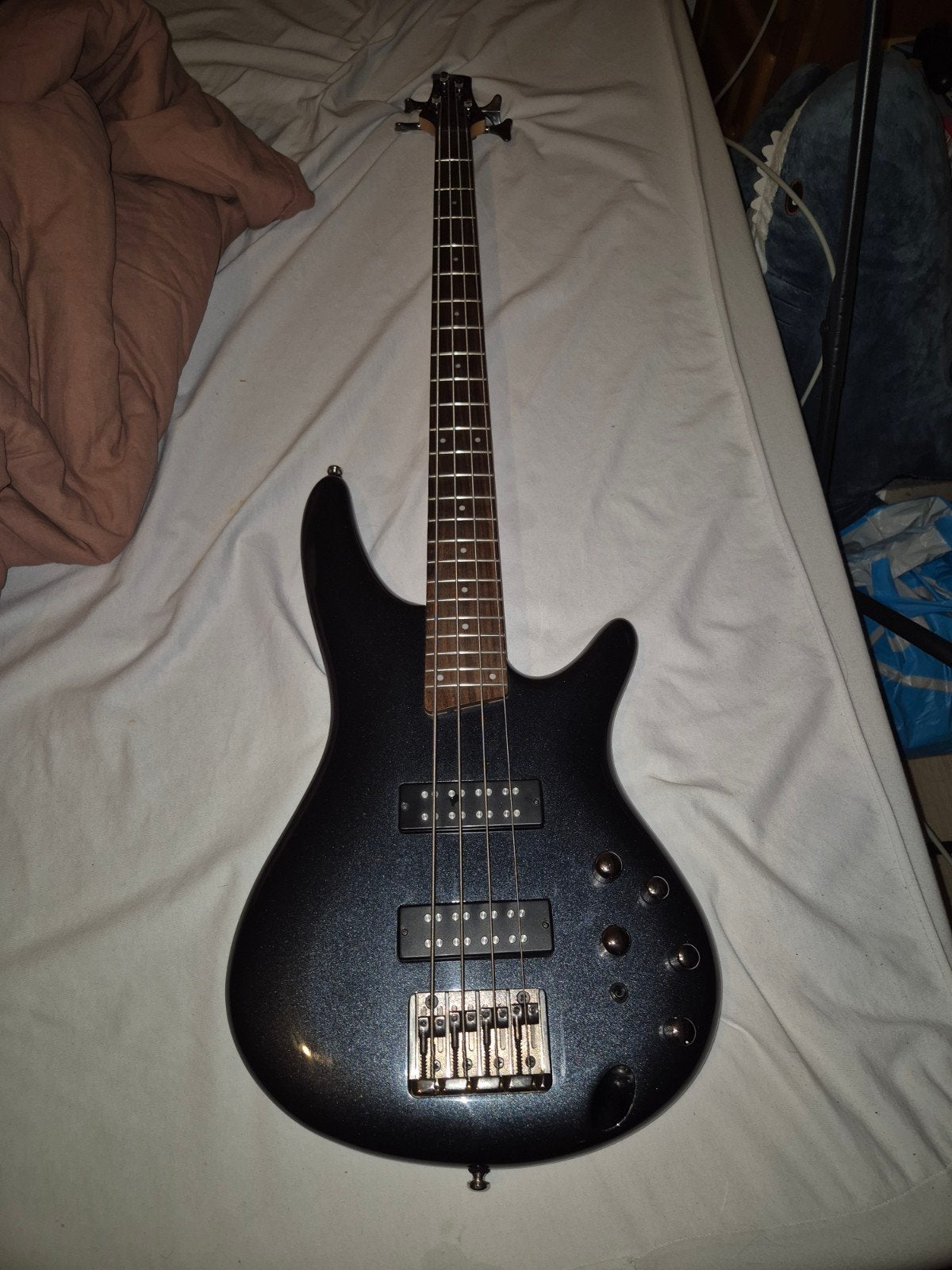 Ibanez SR300E IPT met Ibanez Premium koffer, Muziek en Instrumenten, Ophalen, Gebruikt, Elektrisch