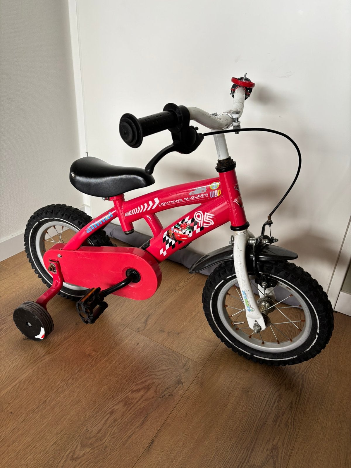 12.Inch Cars kinderfiets met Zijwieltjes, Ophalen of Verzenden, Gebruikt, Minder dan 16 inch, Zijwieltjes